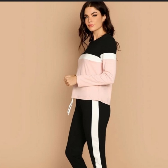 Pants - 💕 Super cute color block jogger set. Size L